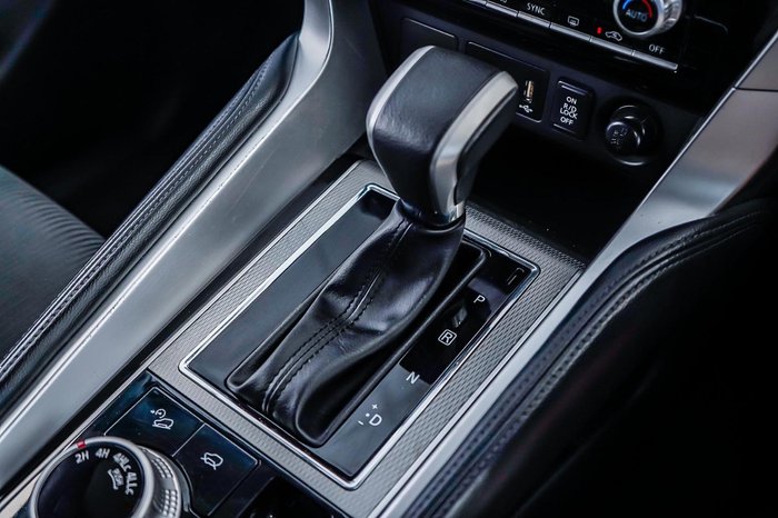2024 Mitsubishi Pajero Sport GLS