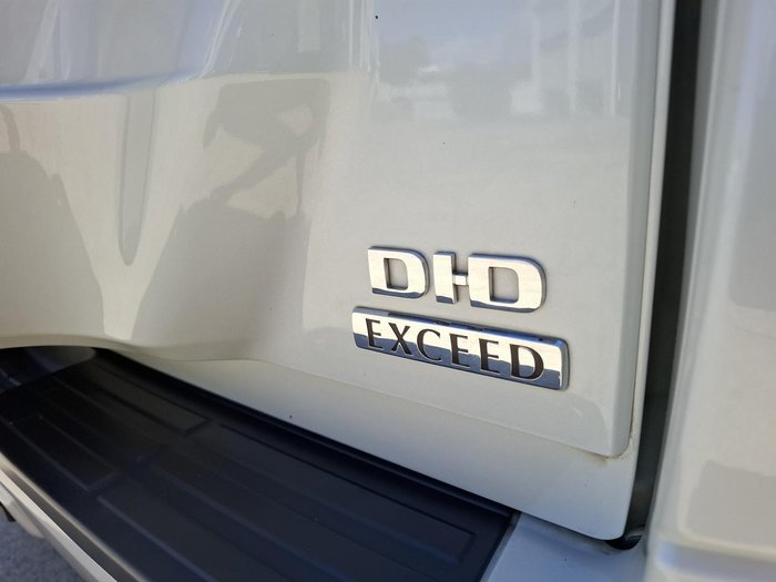 2014 Mitsubishi Pajero Exceed