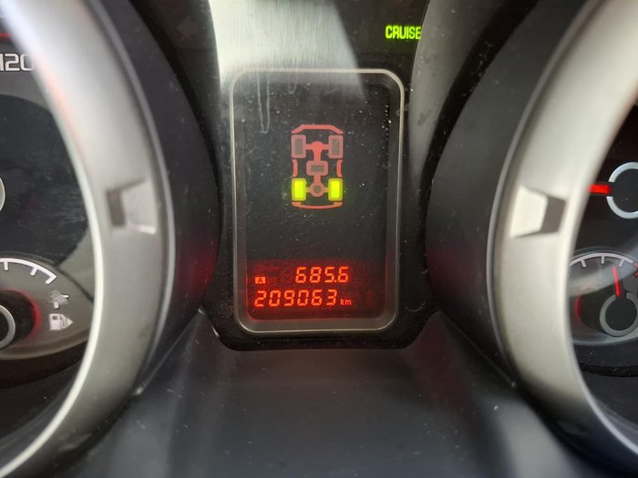 2014 Mitsubishi Pajero Exceed