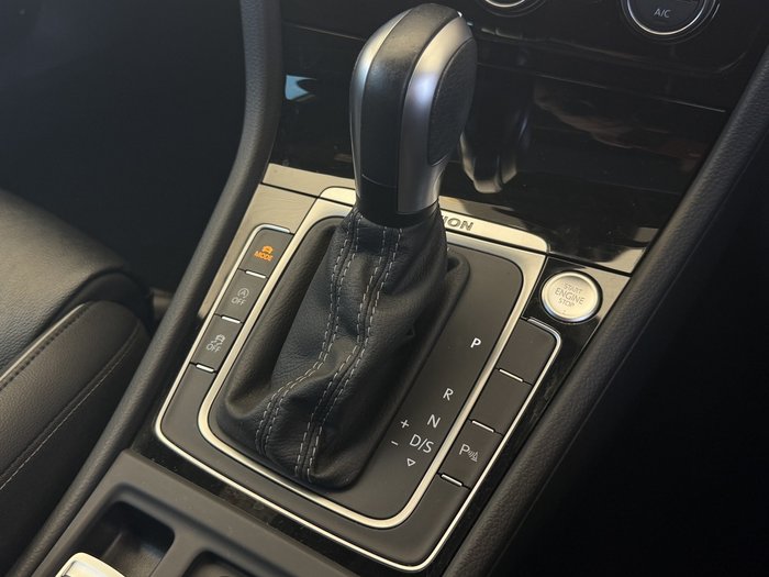 2020 Volkswagen Golf R