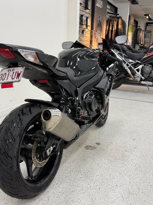 2020 Suzuki GSX-R600 Black