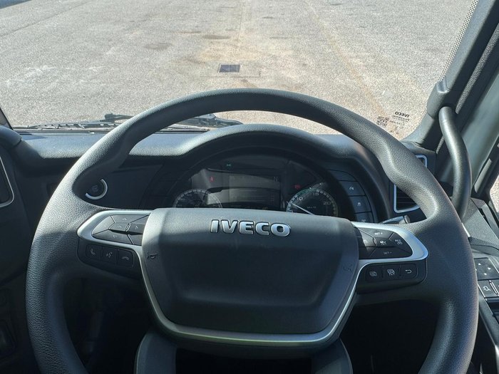 2024 Iveco S-Way AS270
