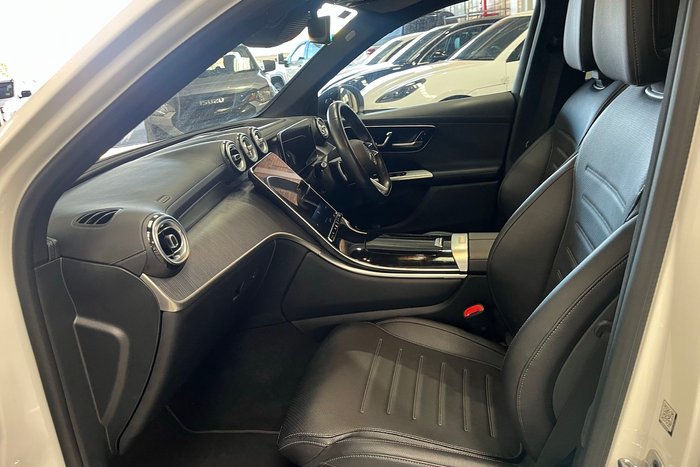 2023 Mercedes-Benz GLC-Class GLC300