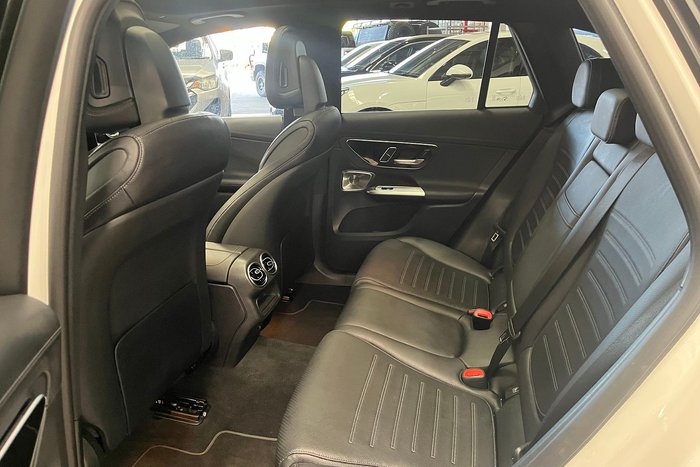 2023 Mercedes-Benz GLC-Class GLC300