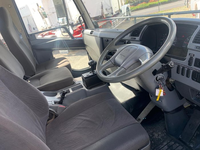 2015 Fuso Fighter 2427 White