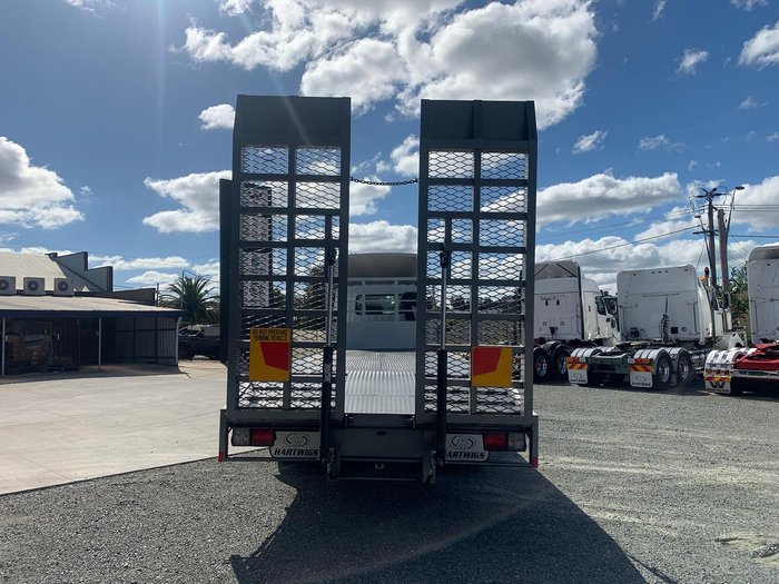 2015 Fuso Fighter 2427 White