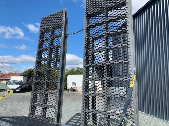 2015 Fuso Fighter 2427 White