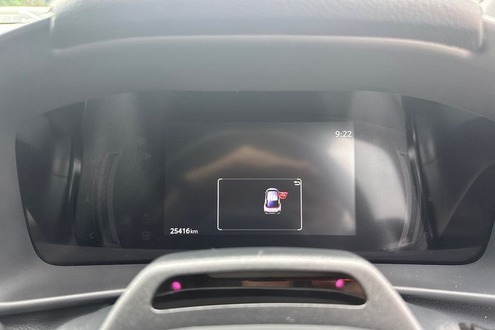 2024 Toyota C-HR GXL ZYX20R Glacier White