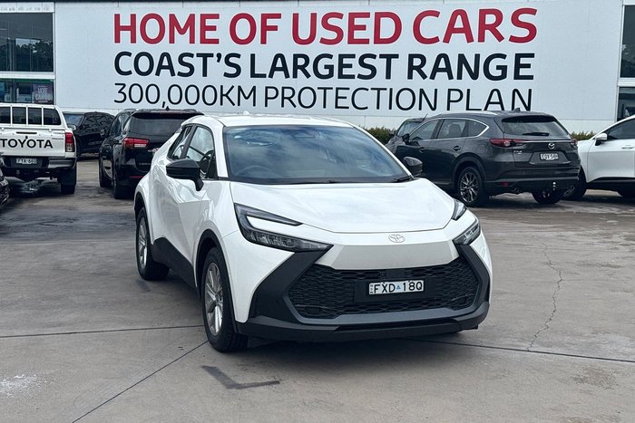 2024 Toyota C-HR GXL ZYX20R Glacier White