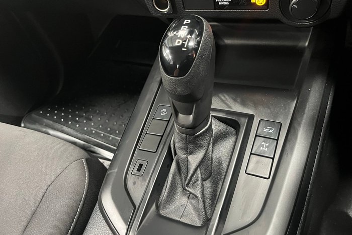 2025 Isuzu D-MAX SX