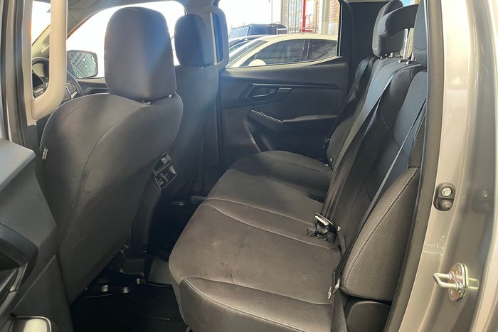 2025 Isuzu D-MAX SX