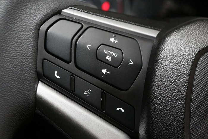 2025 Isuzu D-MAX SX