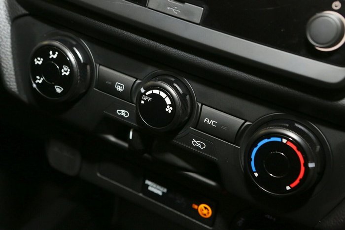 2025 Isuzu D-MAX SX