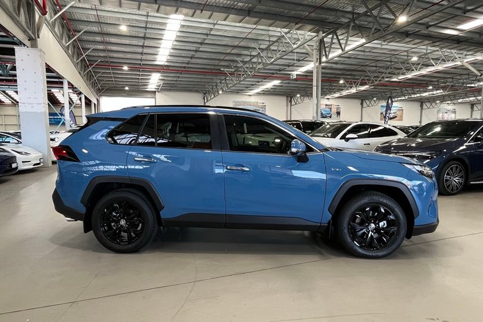 2025 Toyota RAV4 Cruiser