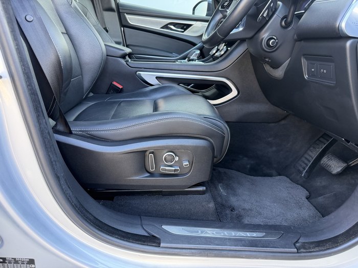 2021 Jaguar F-PACE P400 R-Dynamic SE