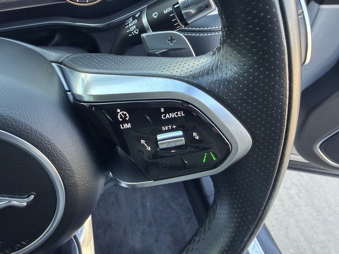 2021 Jaguar F-PACE P400 R-Dynamic SE