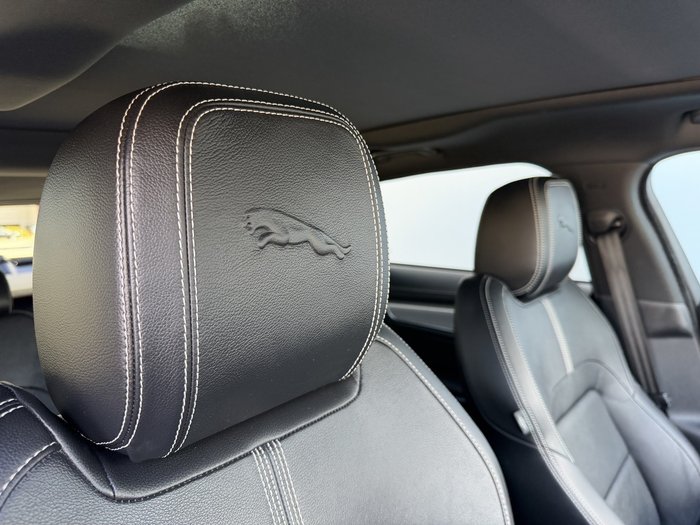 2021 Jaguar F-PACE P400 R-Dynamic SE