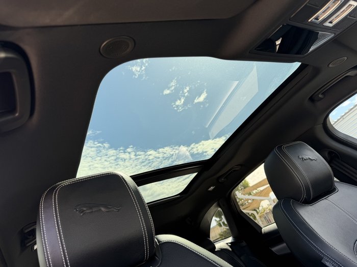 2021 Jaguar F-PACE P400 R-Dynamic SE