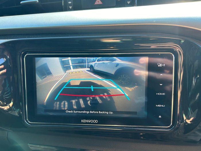 2018 Toyota Hilux SR5