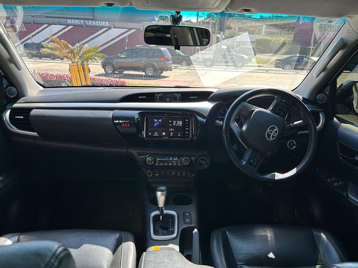 2018 Toyota Hilux SR5