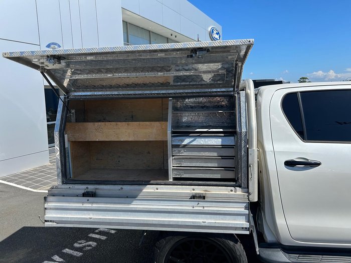 2018 Toyota Hilux SR5