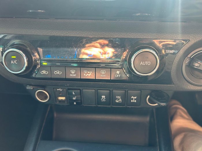 2018 Toyota Hilux SR5