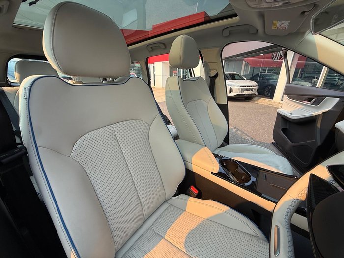 2025 Jaecoo J5 EV Summit