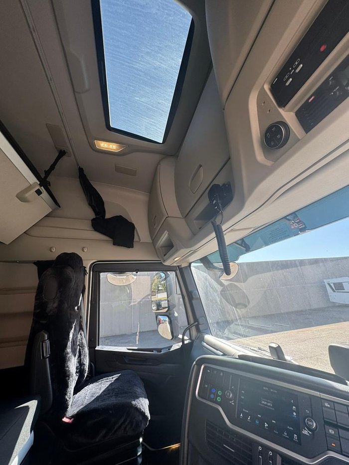 2024 Iveco S-Way AS700