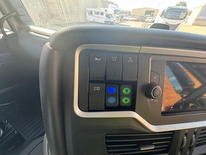 2024 Iveco S-Way AS700