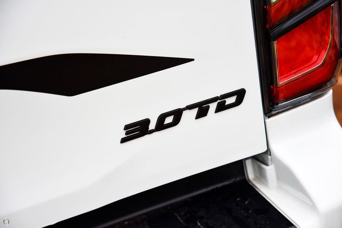 2025 Isuzu D-MAX BLADE MY25.5 4X4 Dual Range Mineral White