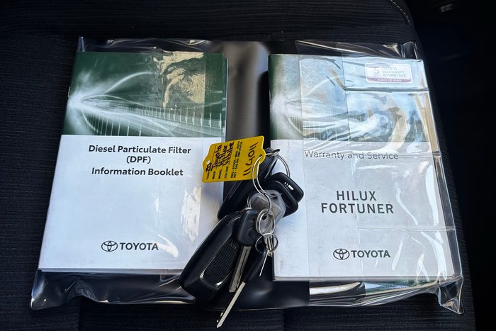 2020 Toyota Hilux SR5