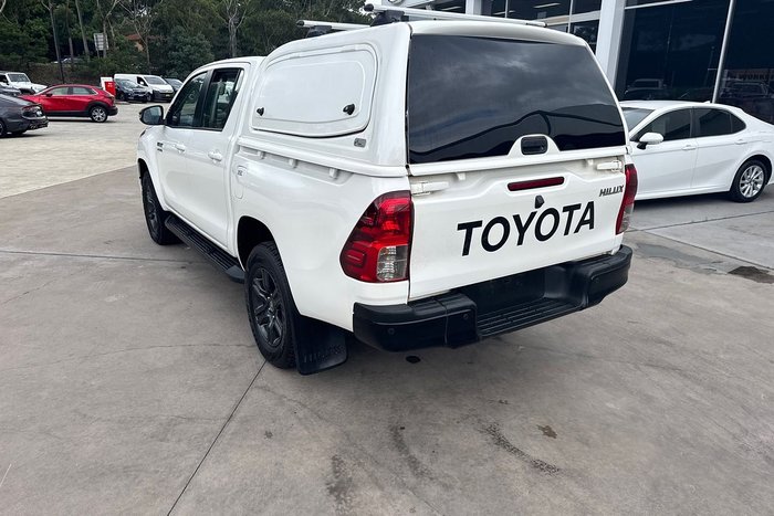2025 Toyota Hilux SR GUN126R 4X4 Dual Range Glacier White