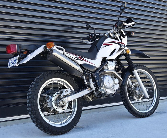 2010 Yamaha XT250 XT White
