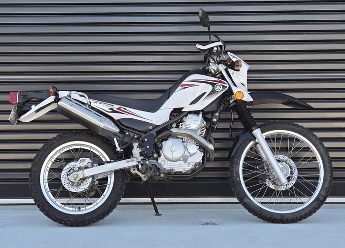2010 Yamaha XT250 XT White