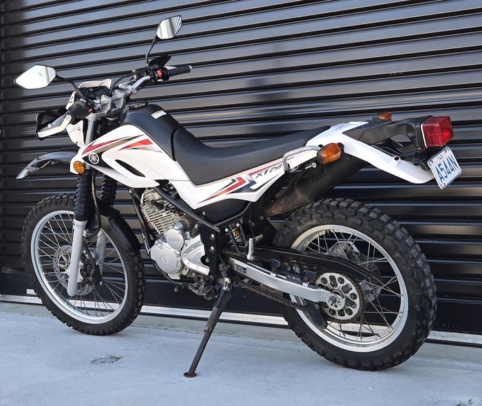 2010 Yamaha XT250 XT White