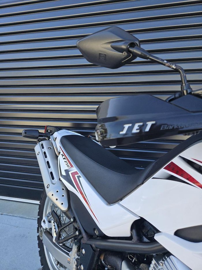 2010 Yamaha XT250 XT White