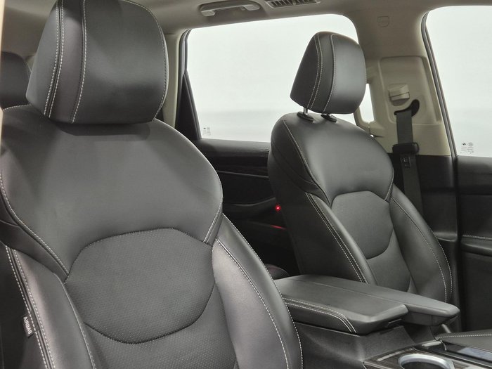 2021 LDV D90 Executive SV9A Grey