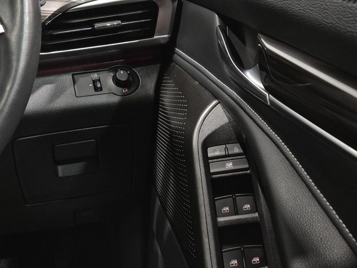 2021 LDV D90 Executive