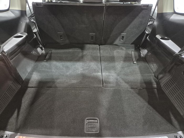 2021 LDV D90 Executive