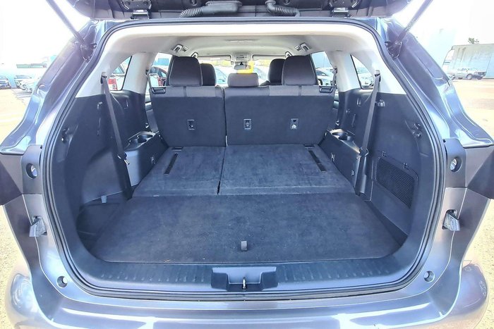 2023 Toyota Kluger GX