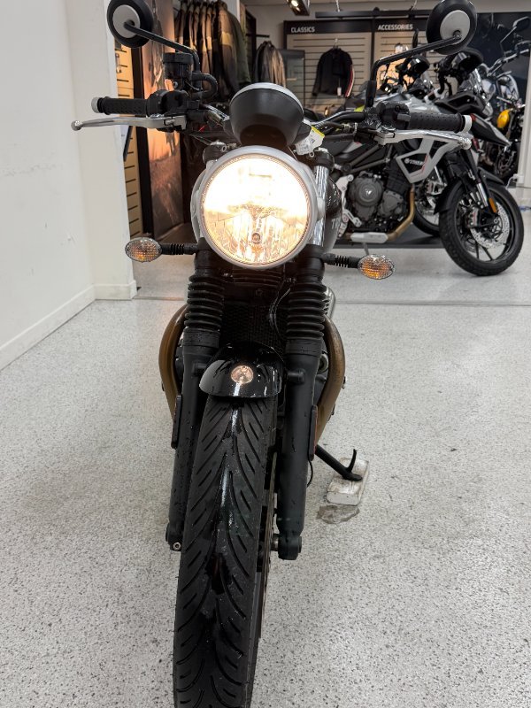 2017 Triumph STREET TWIN Black