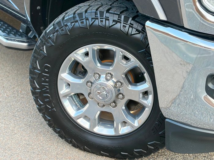 2023 RAM 2500 Laramie Rambox