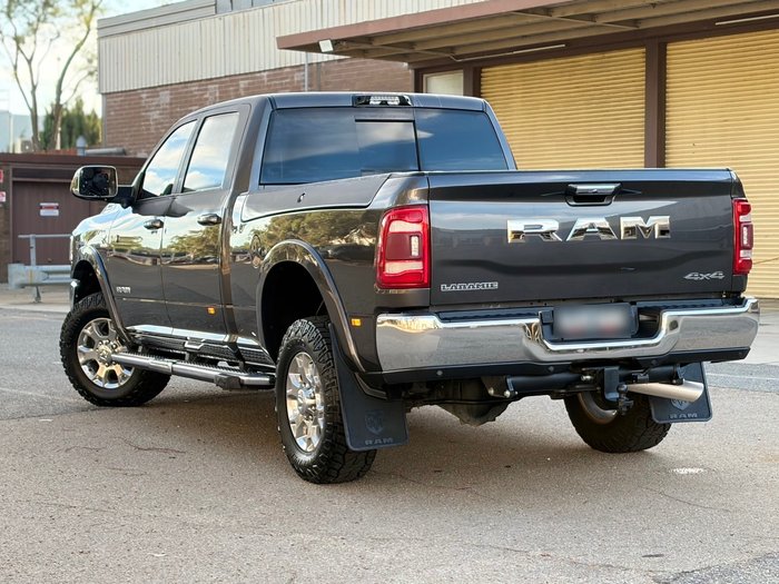 2023 RAM 2500 Laramie Rambox