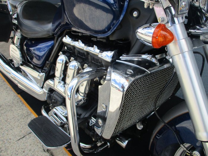 2008 Triumph ROCKET III CLASSIC BLUE