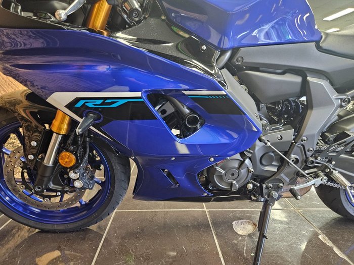 2025 Yamaha YZF-R7LA BLUE
