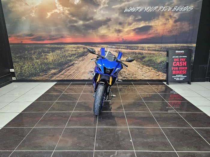 2025 Yamaha YZF-R7LA BLUE