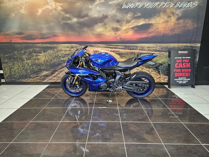 2025 Yamaha YZF-R7LA BLUE