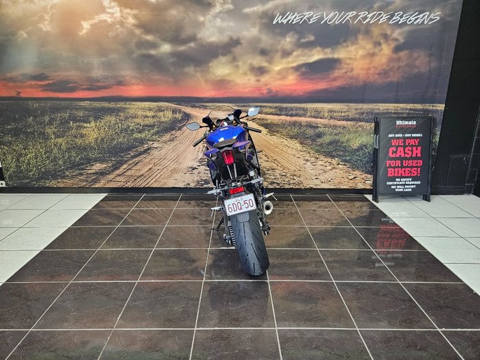 2025 Yamaha YZF-R7LA BLUE