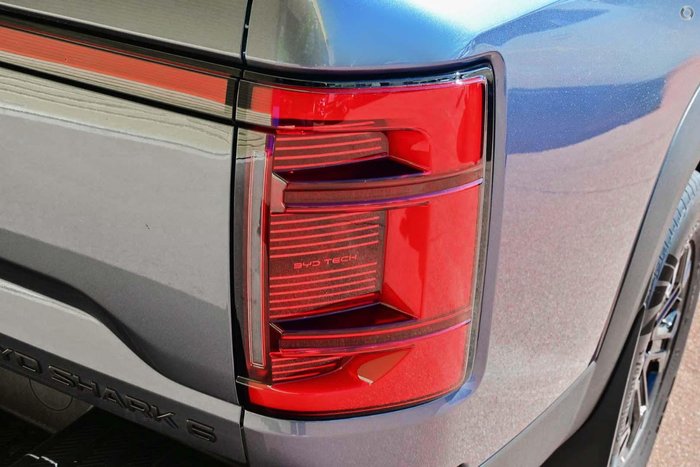 2025 BYD SHARK 6 Premium