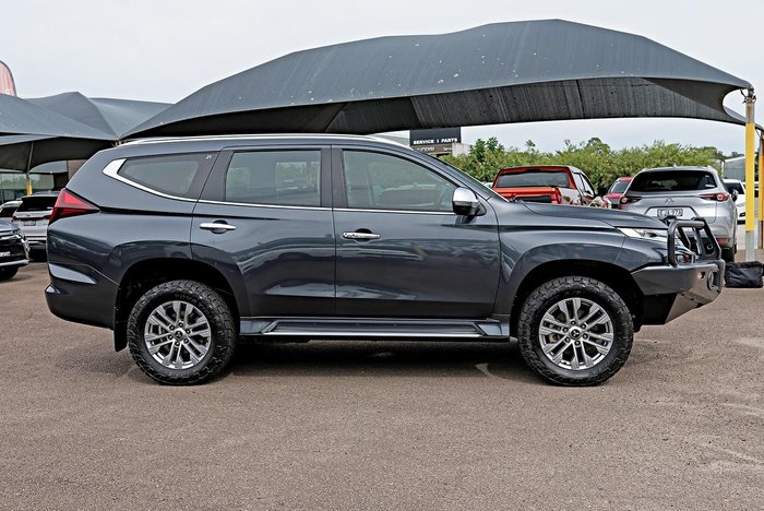 2022 Mitsubishi Pajero Sport GLX